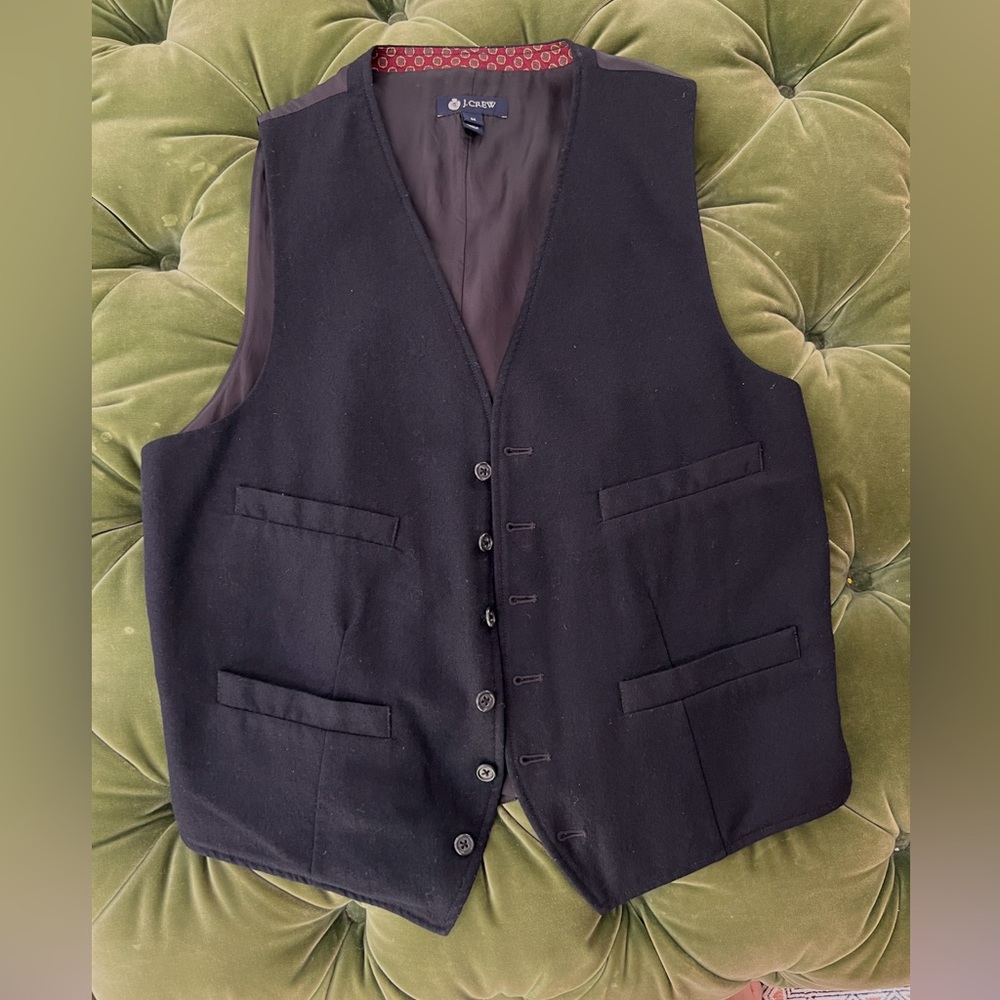 J. Crew men’s Black felt vest Medium